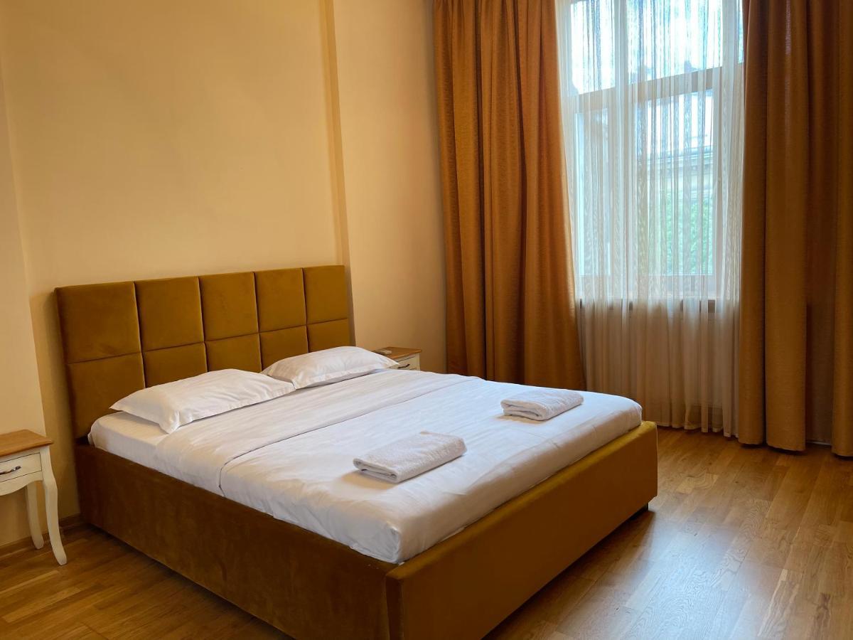 Avangard Qn Romana 26 Apart Lviv Extérieur photo