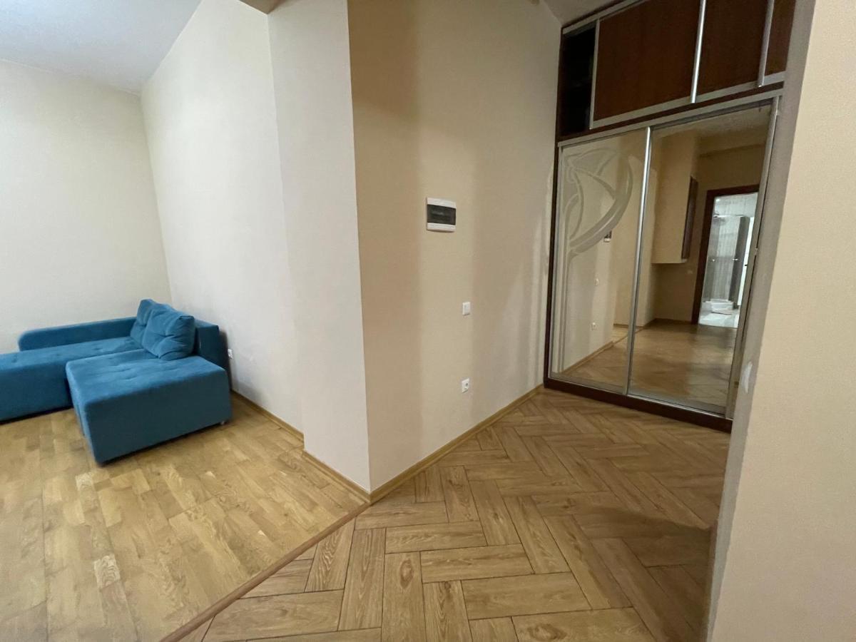 Avangard Qn Romana 26 Apart Lviv Extérieur photo